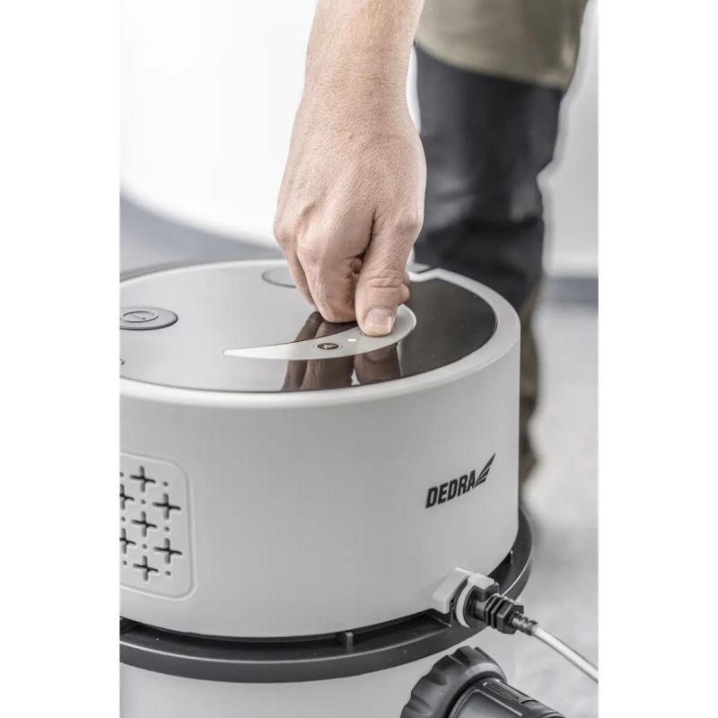 Tepovací vysávač 2 v 1, 1200 W 12