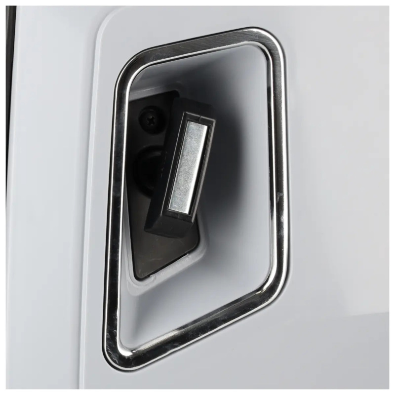 Invertorový zdrojový agregát 3,0/3,3kW 9